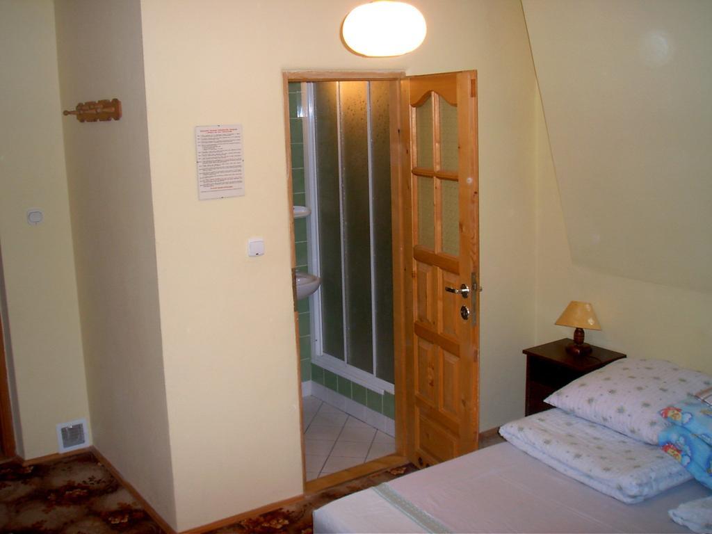 Pokoje Goscinne Pod Grapa Zakopane Habitación foto